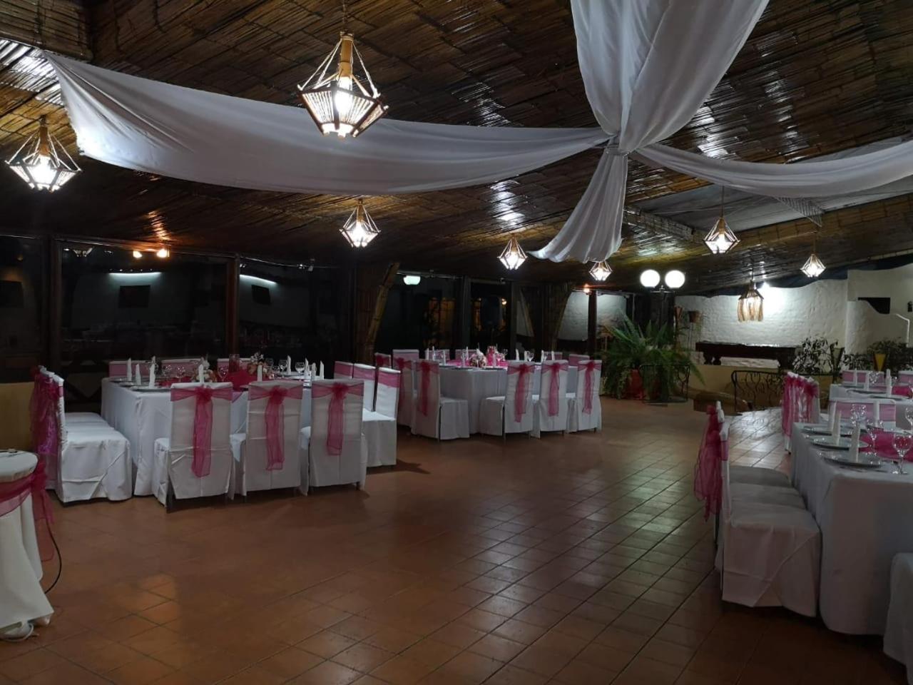 Hotel Bambu Ріобамба Екстер'єр фото
