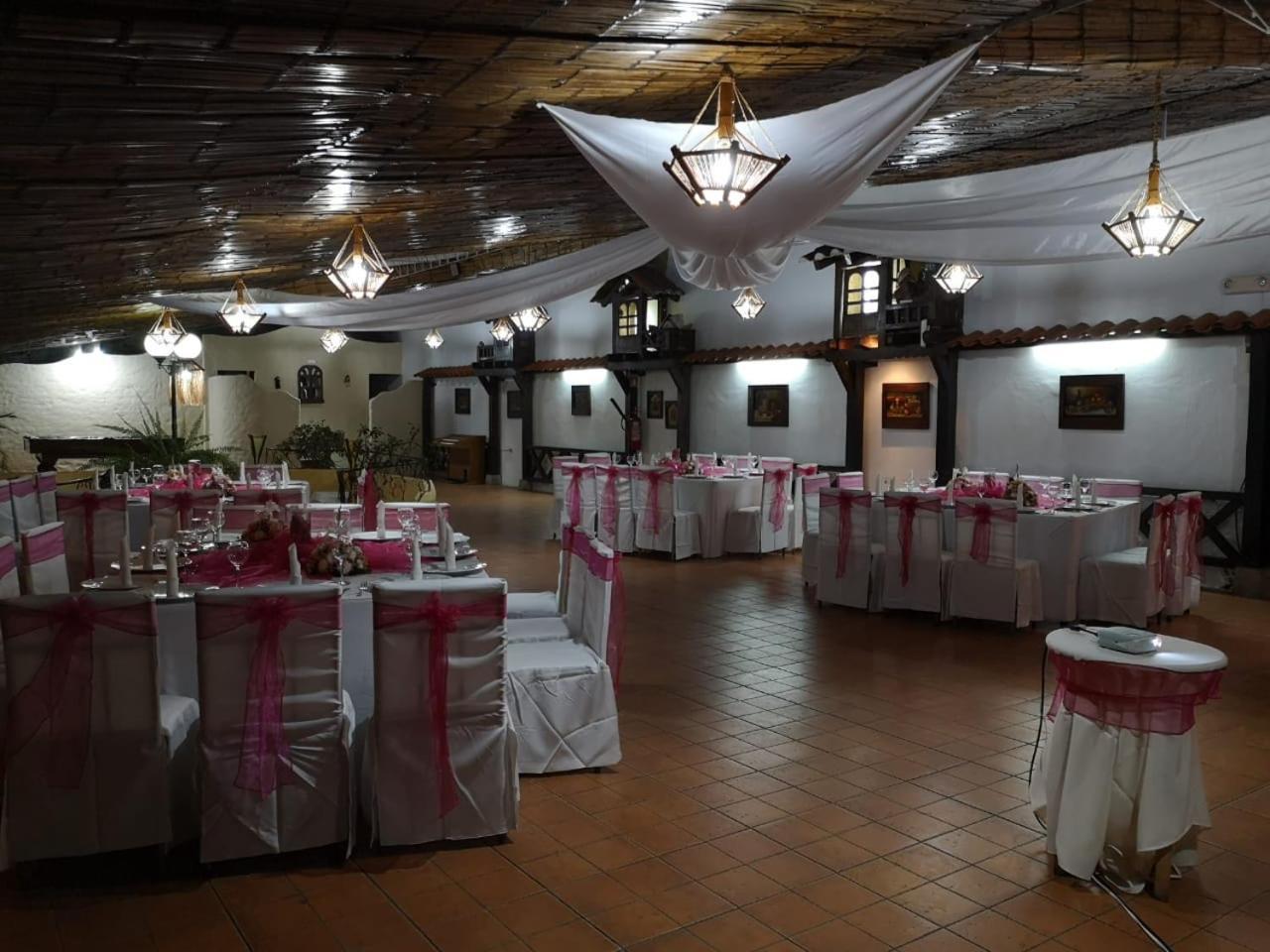 Hotel Bambu Ріобамба Екстер'єр фото